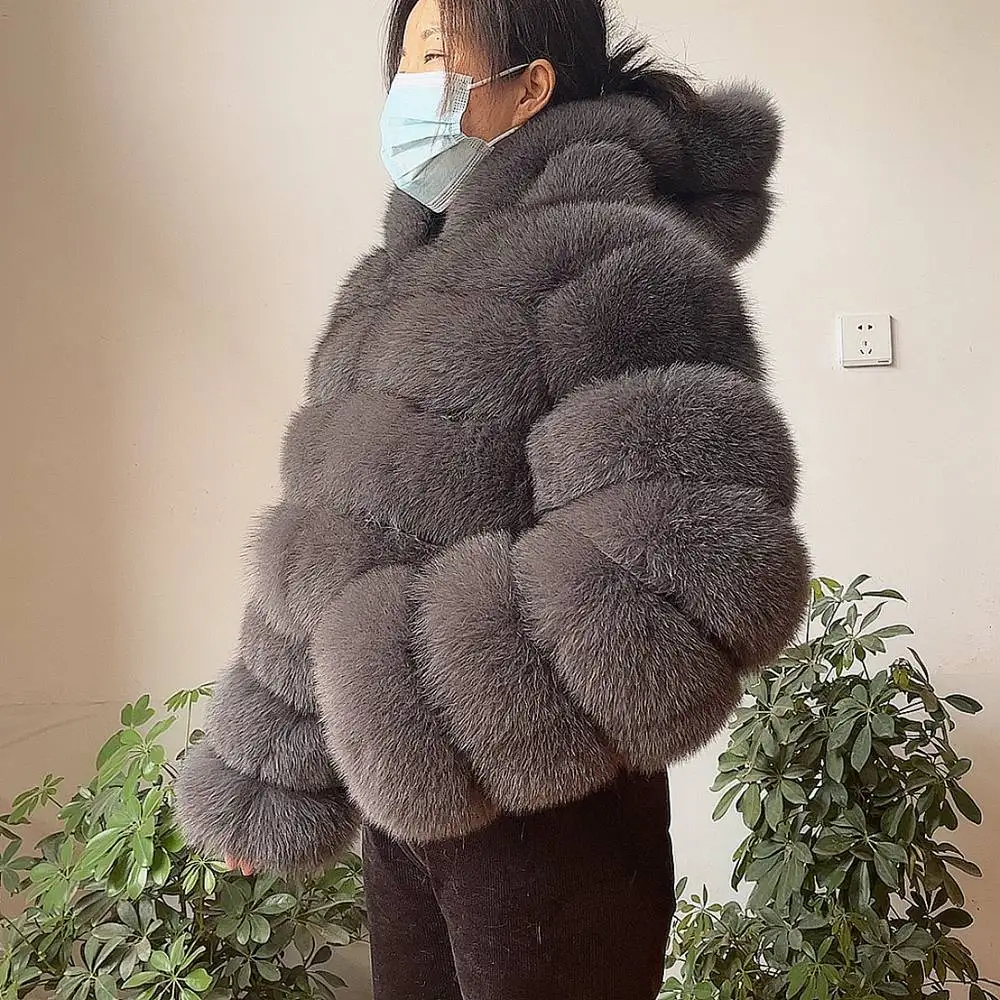 NEW 100%Winter Women Real Fox Fur Coat Thick Warm High Quality Full Sleeves New Natural Fur Fashion Hooded Short Jacket