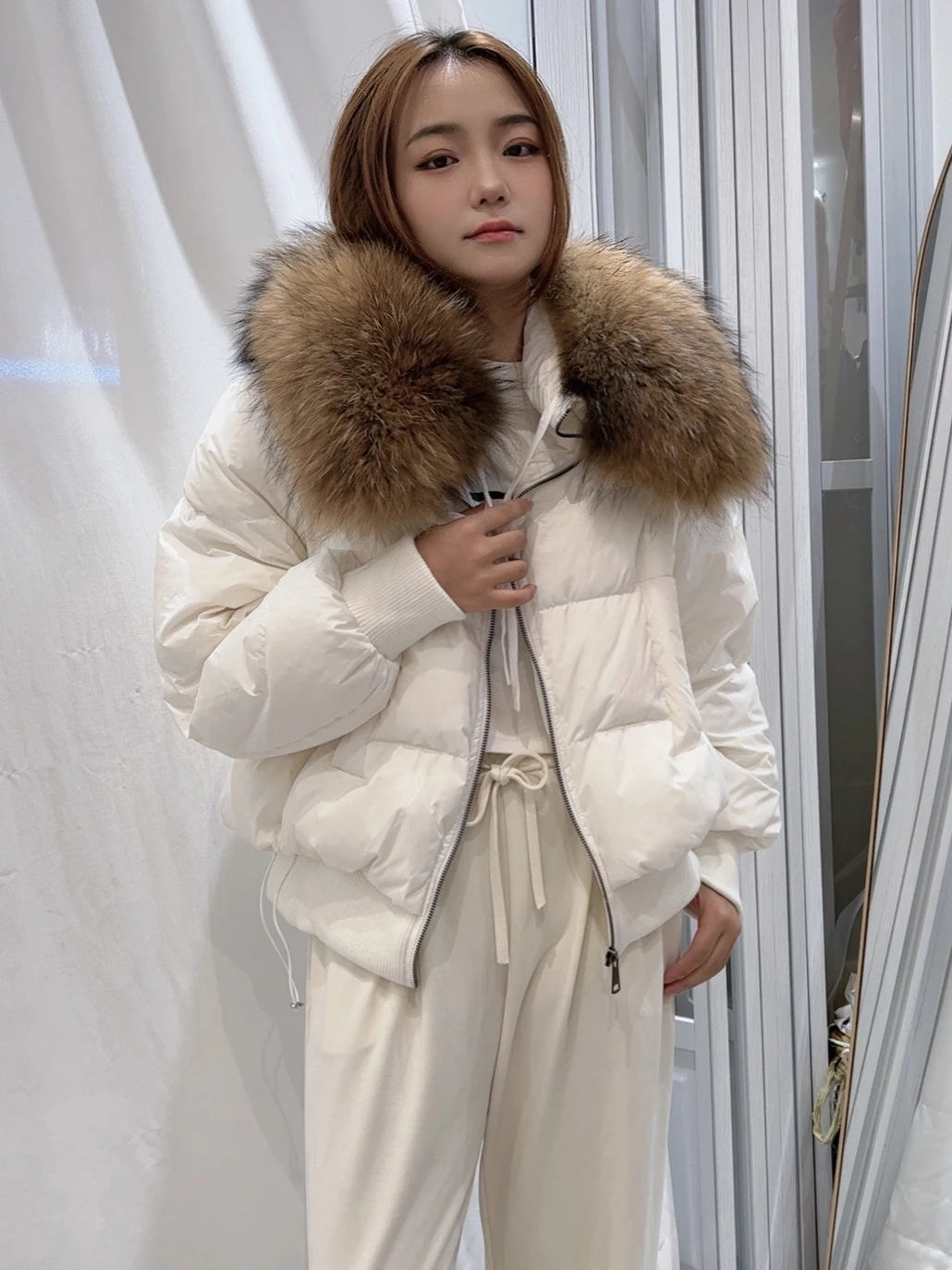 2026 New Fashion Loose Winter Women 90% Duck Down Jacket Natural Real Raccoon Fur Big Collar Coat Thick Warm Streetwear