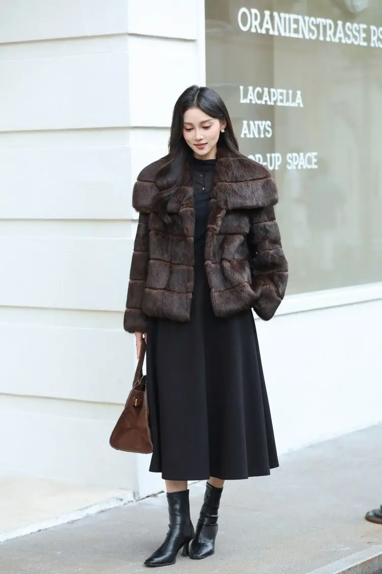 Whole Skin Real Rabbit Fur Coat for Women Autumn Winter Short Jacket Thick Warm Fashion Lapel Elegant Female Warm Outerwear