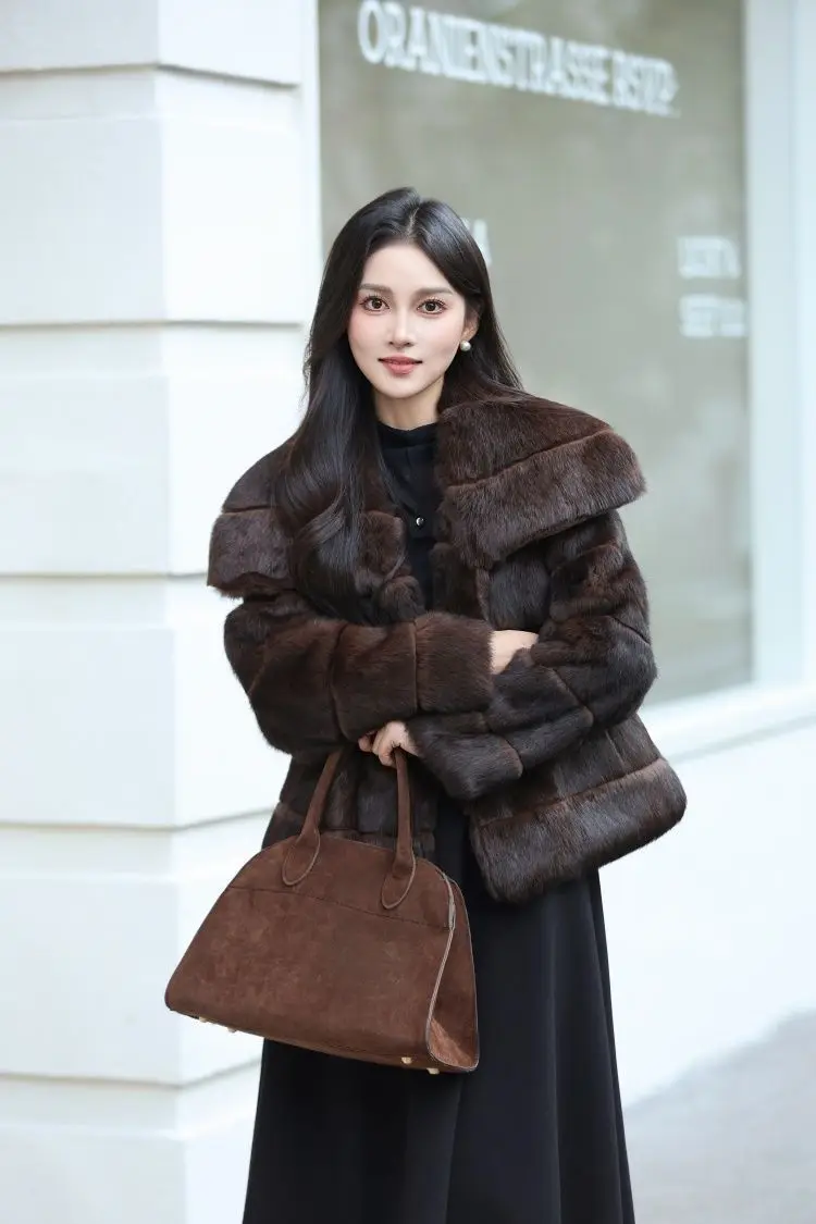Whole Skin Real Rabbit Fur Coat for Women Autumn Winter Short Jacket Thick Warm Fashion Lapel Elegant Female Warm Outerwear