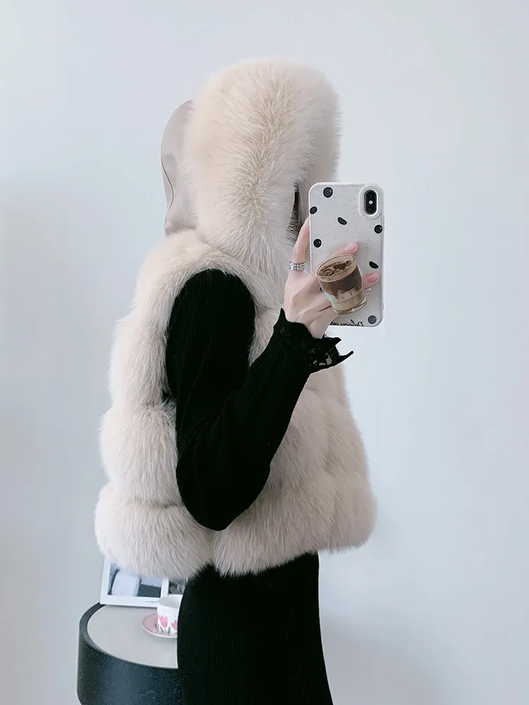Women's Natural Fox Fur Vest Winter Warm Thick Fashion Hooded Genuine Sheepskin Real Fur Short Outerwear for Ladies
