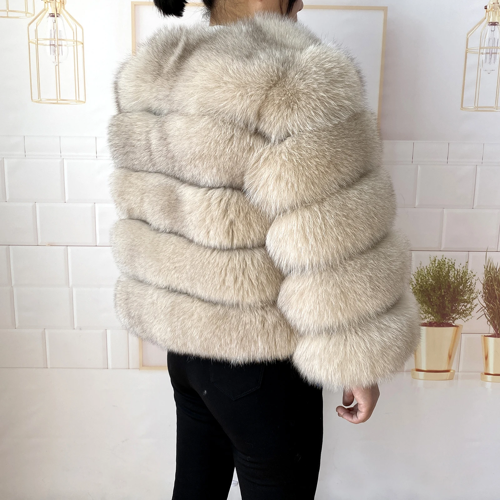 Real Fur Coat Women's Winter Warm Natural Fox Fur Coat High Quality LAN Fox Luxury Fashion 50cm Short Jacket Wholesale Hot 2023