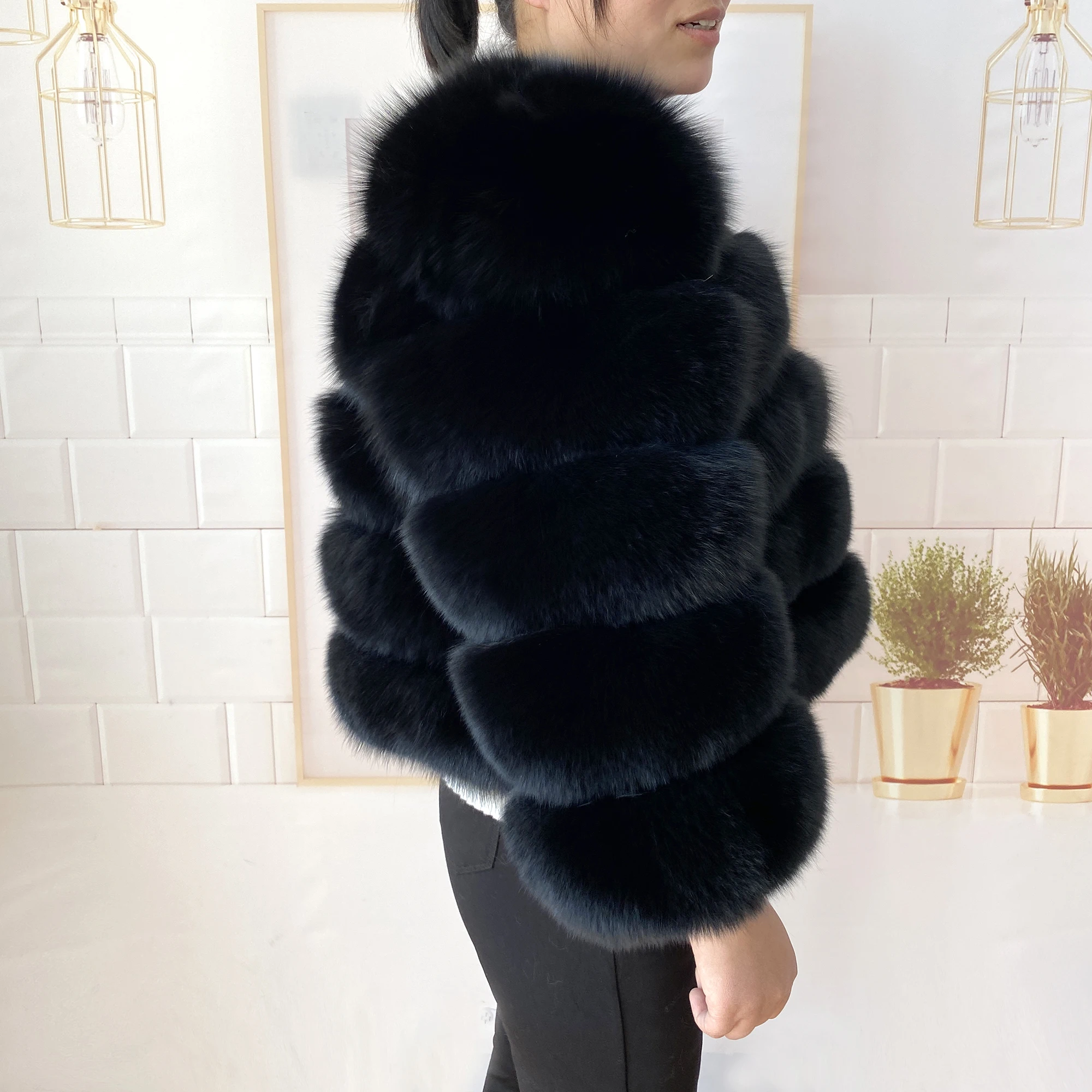 Real Fur Coat Women's Winter Warm Natural Fox Fur Coat High Quality LAN Fox Luxury Fashion 50cm Short Jacket Wholesale Hot 2023