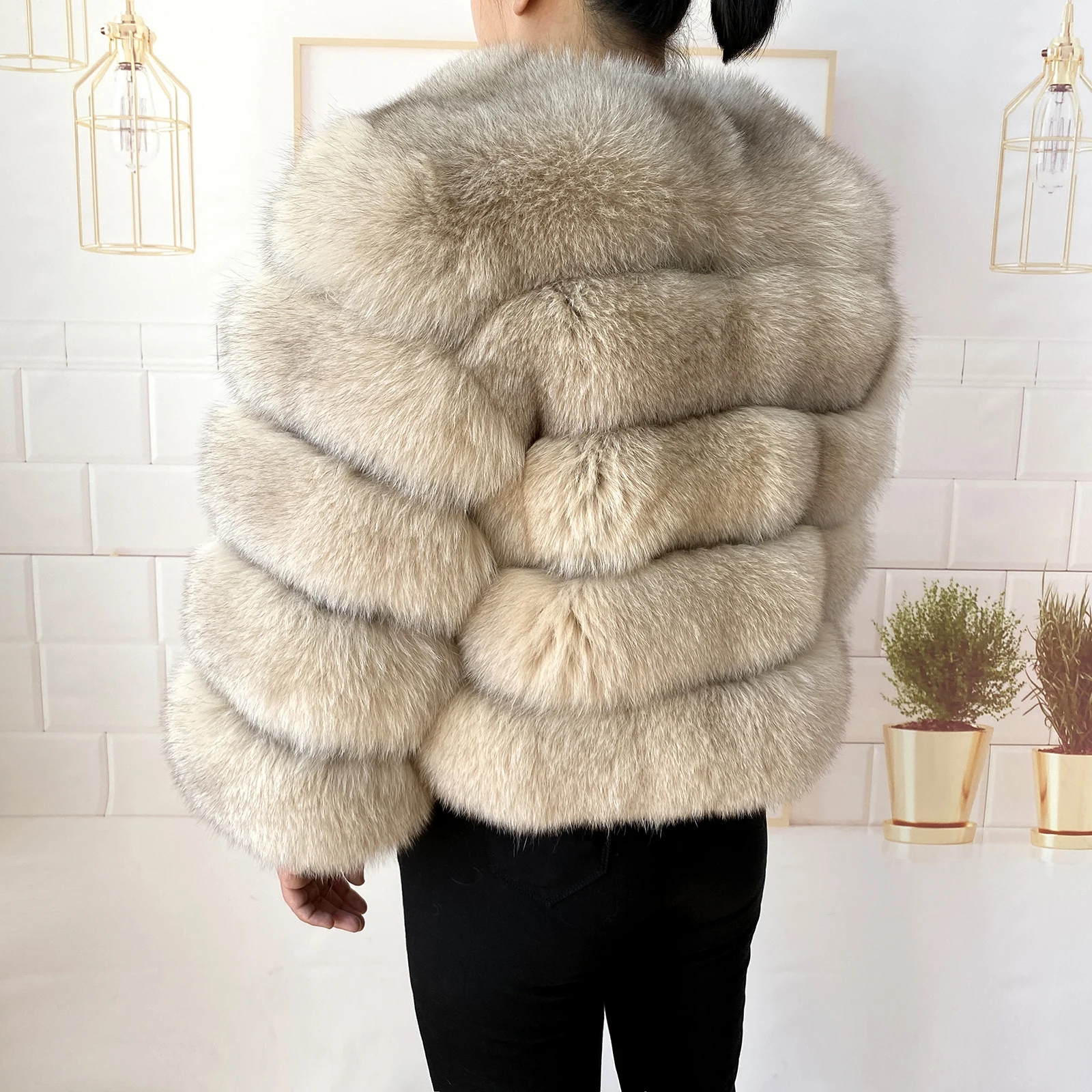 Real Fur Coat Women's Winter Warm Natural Fox Fur Coat High Quality LAN Fox Luxury Fashion 50cm Short Jacket Wholesale Hot 2023