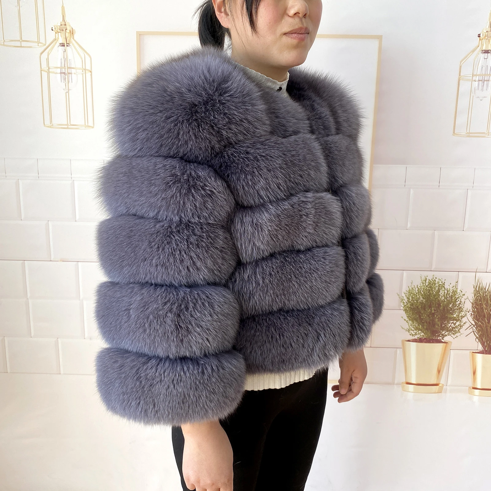 Real Fur Coat Women's Winter Warm Natural Fox Fur Coat High Quality LAN Fox Luxury Fashion 50cm Short Jacket Wholesale Hot 2023