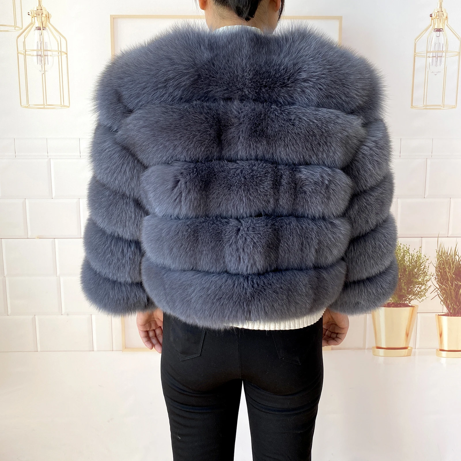 Real Fur Coat Women's Winter Warm Natural Fox Fur Coat High Quality LAN Fox Luxury Fashion 50cm Short Jacket Wholesale Hot 2023