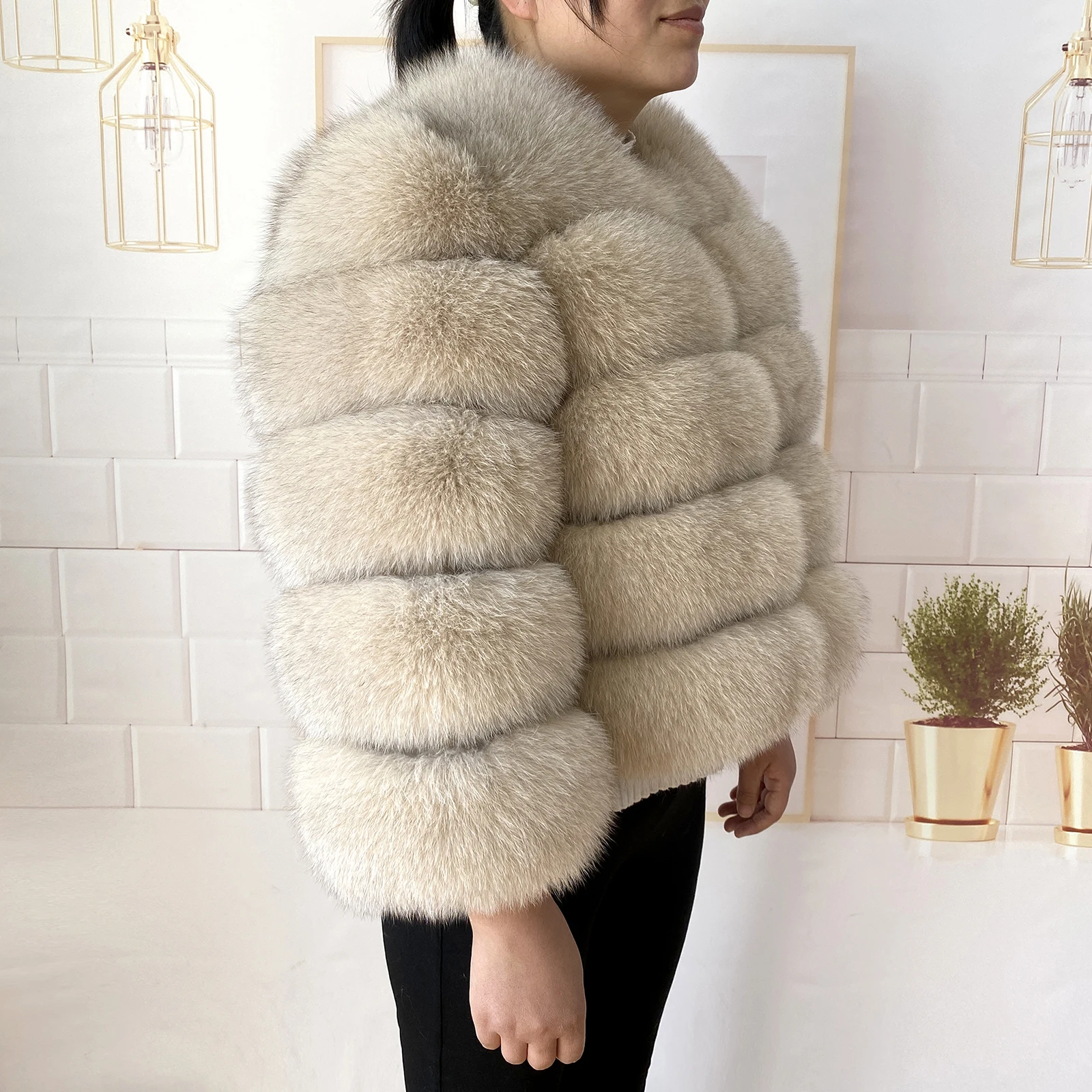 Real Fur Coat Women's Winter Warm Natural Fox Fur Coat High Quality LAN Fox Luxury Fashion 50cm Short Jacket Wholesale Hot 2023