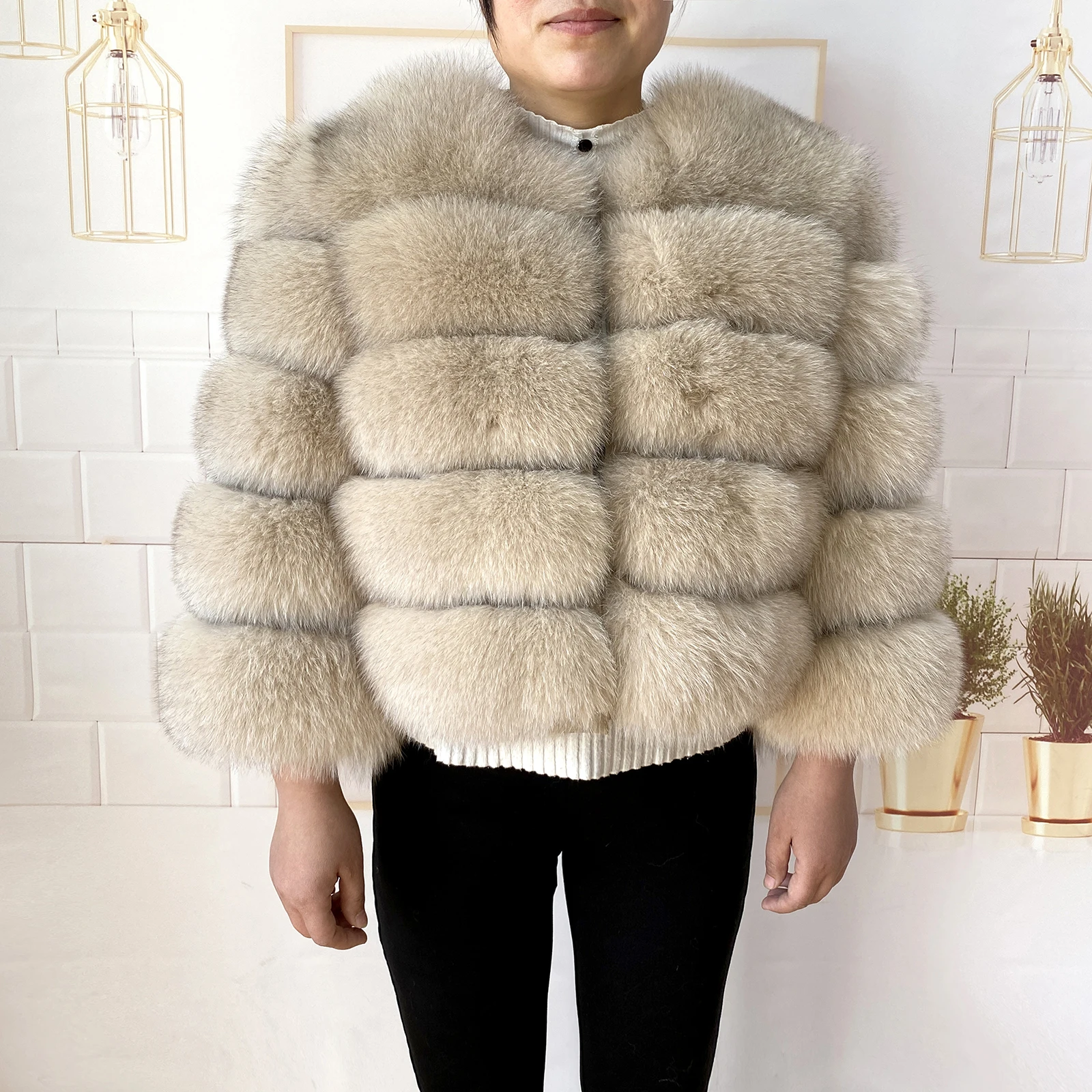 Real Fur Coat Women's Winter Warm Natural Fox Fur Coat High Quality LAN Fox Luxury Fashion 50cm Short Jacket Wholesale Hot 2023
