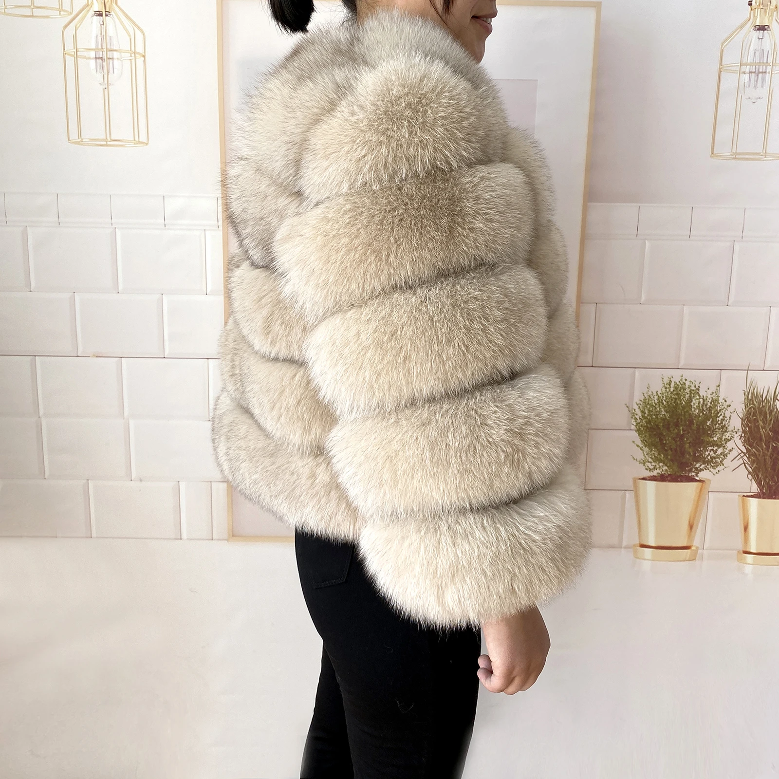 Real Fur Coat Women's Winter Warm Natural Fox Fur Coat High Quality LAN Fox Luxury Fashion 50cm Short Jacket Wholesale Hot 2023