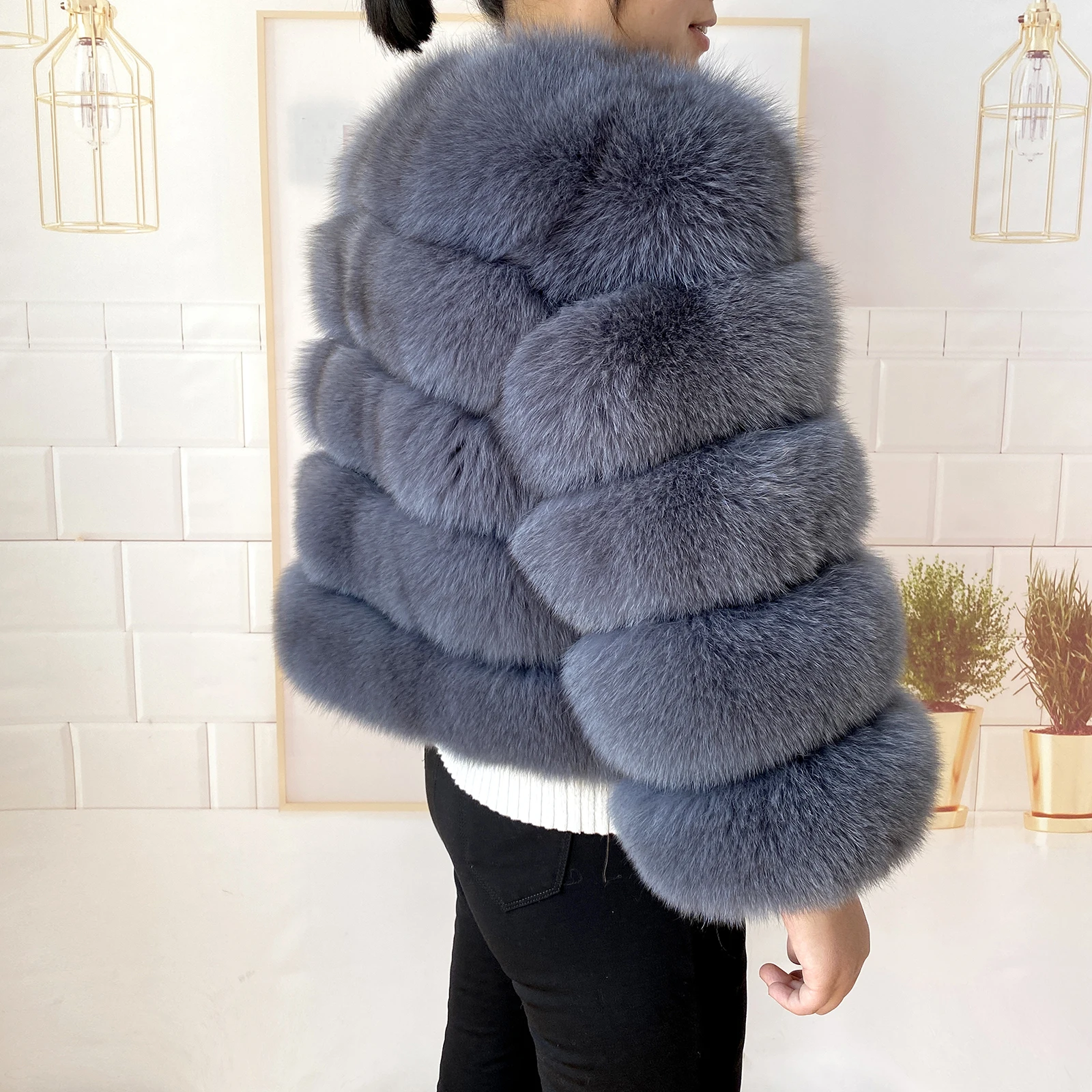 Real Fur Coat Women's Winter Warm Natural Fox Fur Coat High Quality LAN Fox Luxury Fashion 50cm Short Jacket Wholesale Hot 2023
