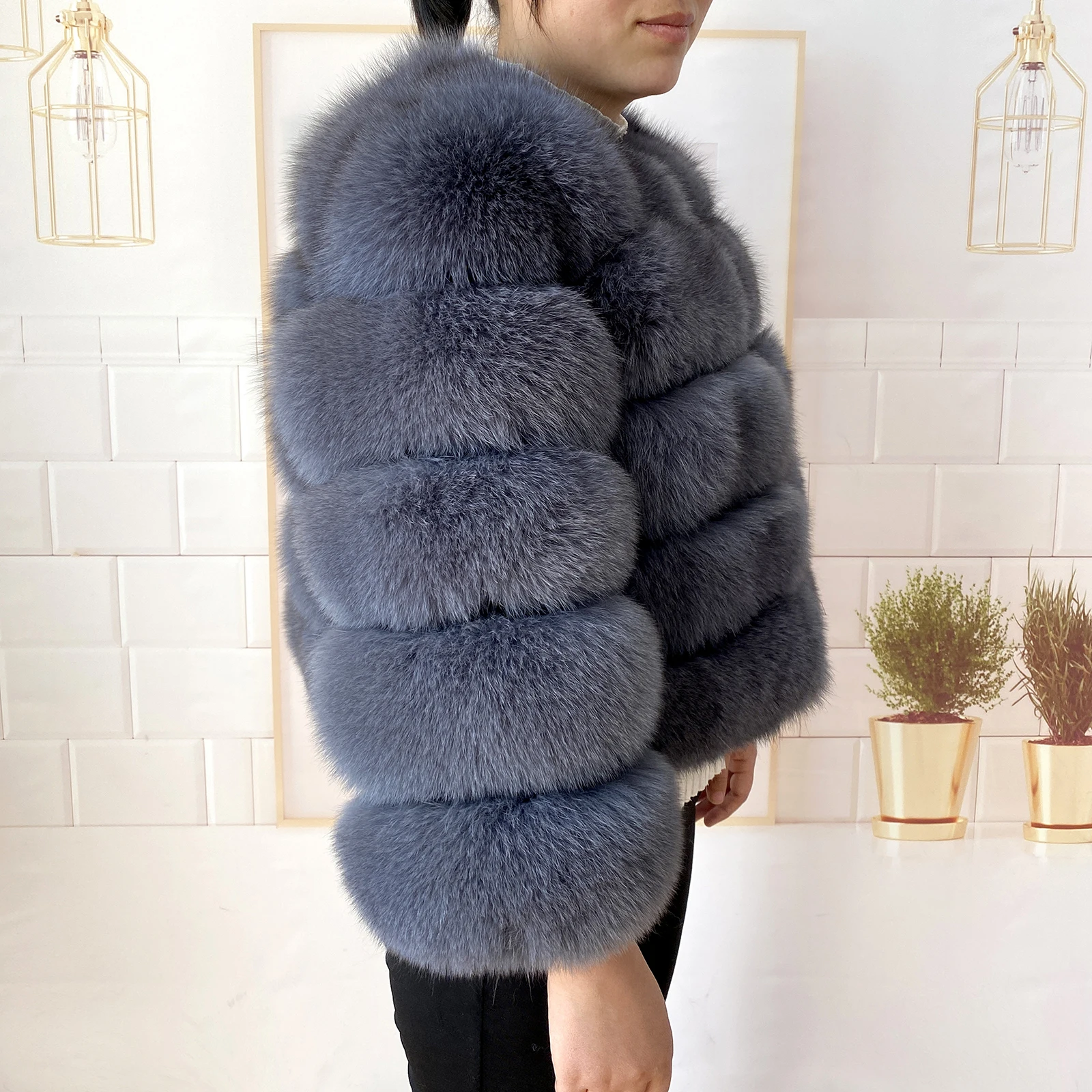 Real Fur Coat Women's Winter Warm Natural Fox Fur Coat High Quality LAN Fox Luxury Fashion 50cm Short Jacket Wholesale Hot 2023