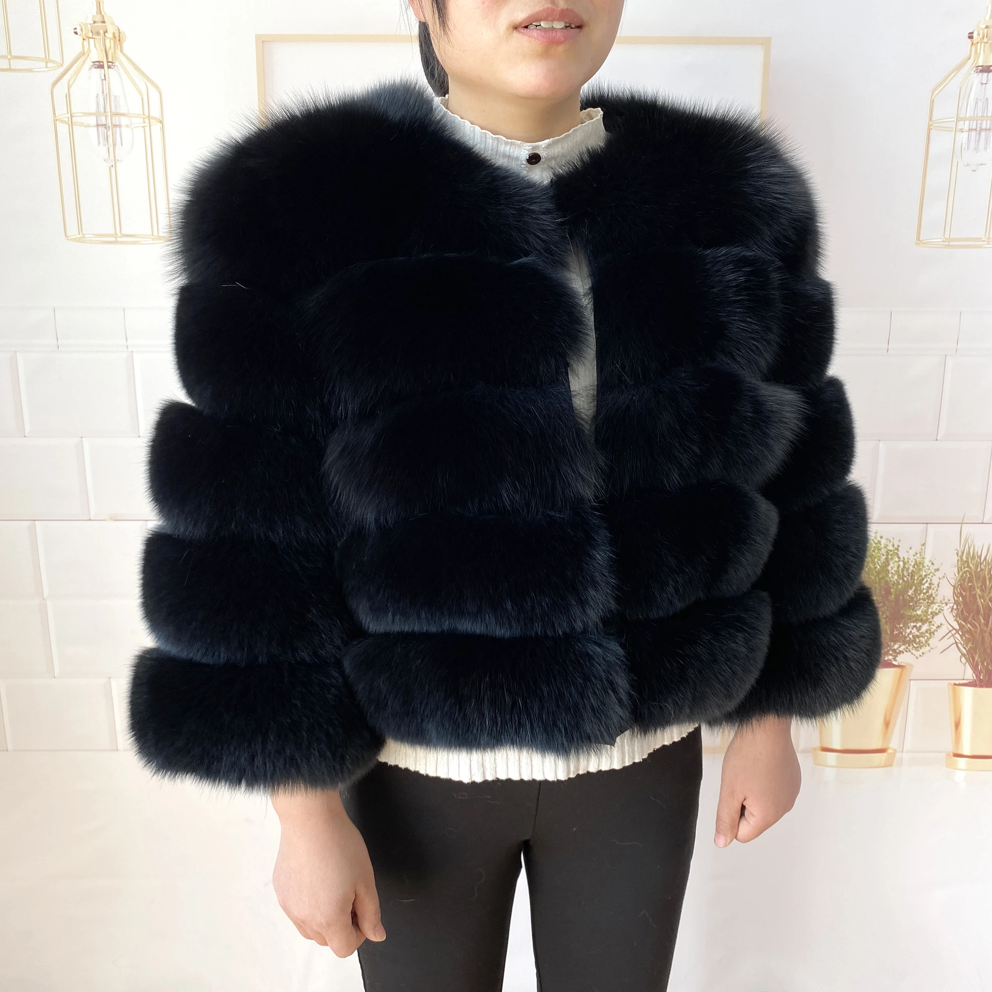 Real Fur Coat Women's Winter Warm Natural Fox Fur Coat High Quality LAN Fox Luxury Fashion 50cm Short Jacket Wholesale Hot 2023