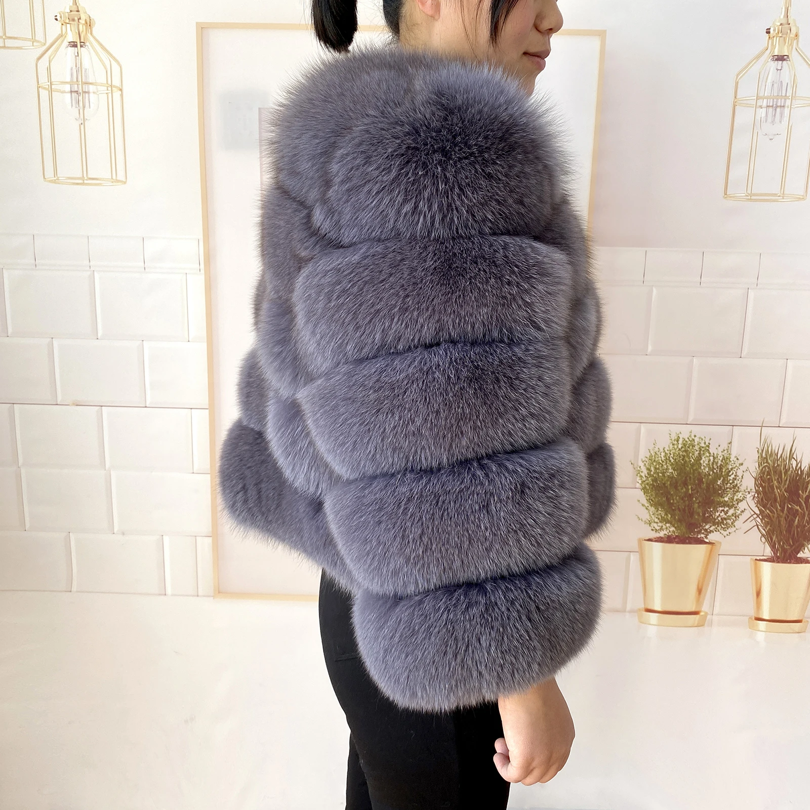 Real Fur Coat Women's Winter Warm Natural Fox Fur Coat High Quality LAN Fox Luxury Fashion 50cm Short Jacket Wholesale Hot 2023