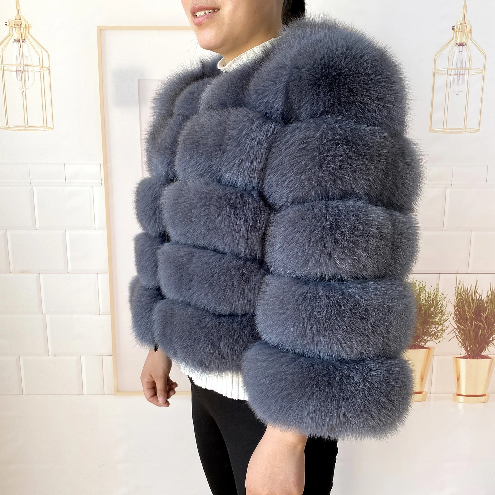 Real Fur Coat Women's Winter Warm Natural Fox Fur Coat High Quality LAN Fox Luxury Fashion 50cm Short Jacket Wholesale Hot 2023