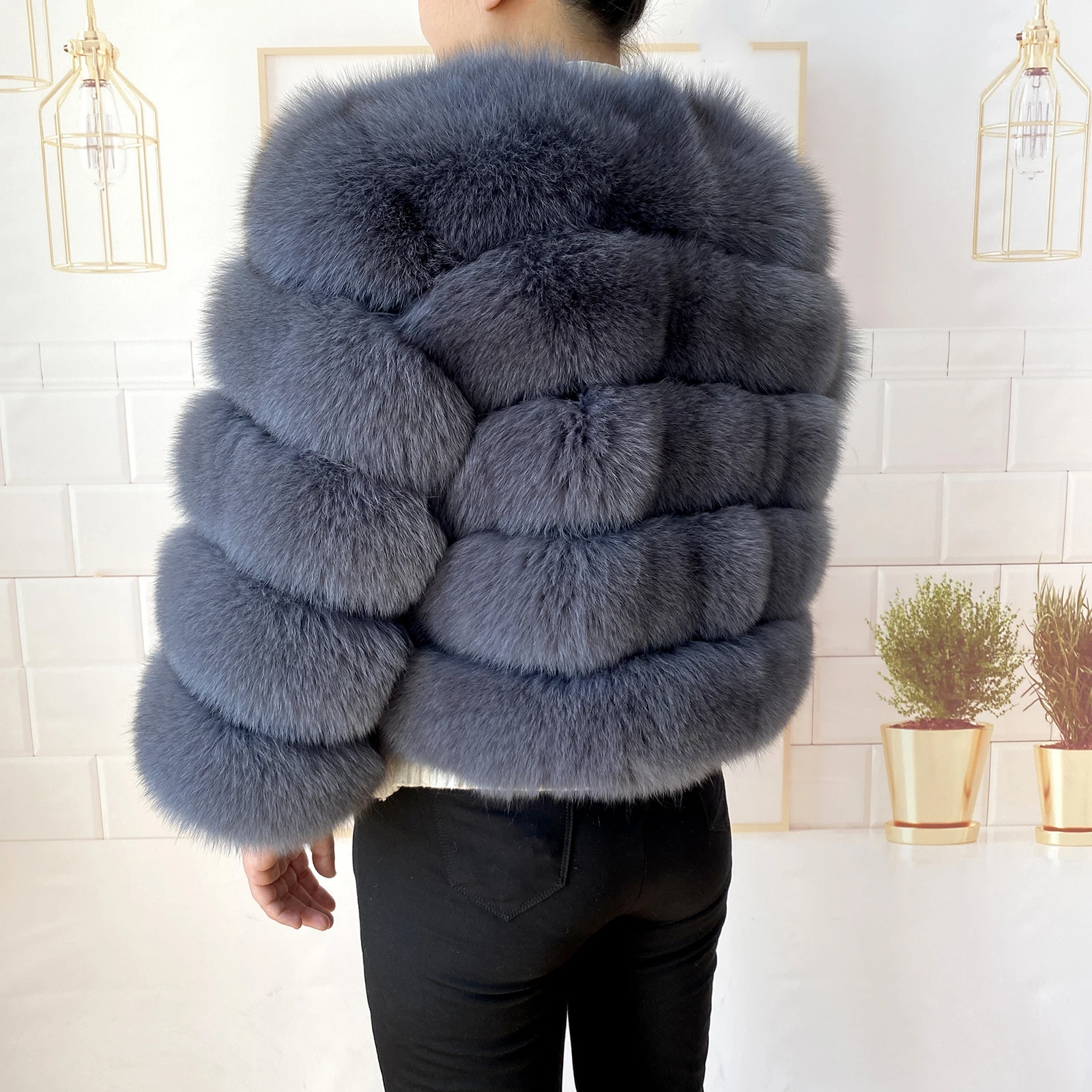Real Fur Coat Women's Winter Warm Natural Fox Fur Coat High Quality LAN Fox Luxury Fashion 50cm Short Jacket Wholesale Hot 2023