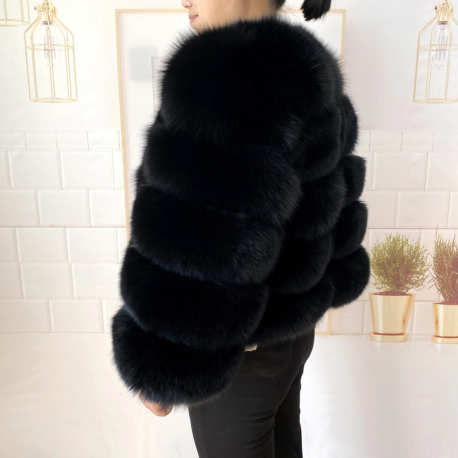 Real Fur Coat Women's Winter Warm Natural Fox Fur Coat High Quality LAN Fox Luxury Fashion 50cm Short Jacket Wholesale Hot 2023