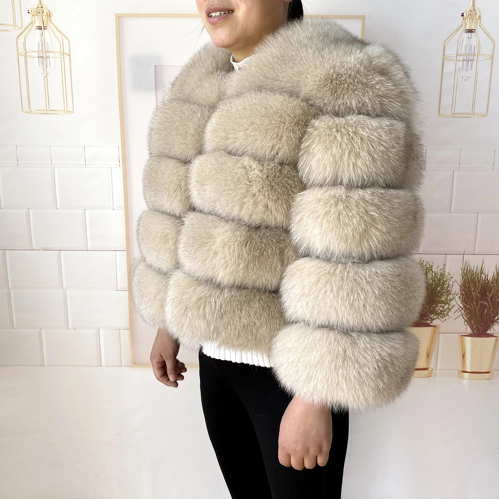 Real Fur Coat Women's Winter Warm Natural Fox Fur Coat High Quality LAN Fox Luxury Fashion 50cm Short Jacket Wholesale Hot 2023