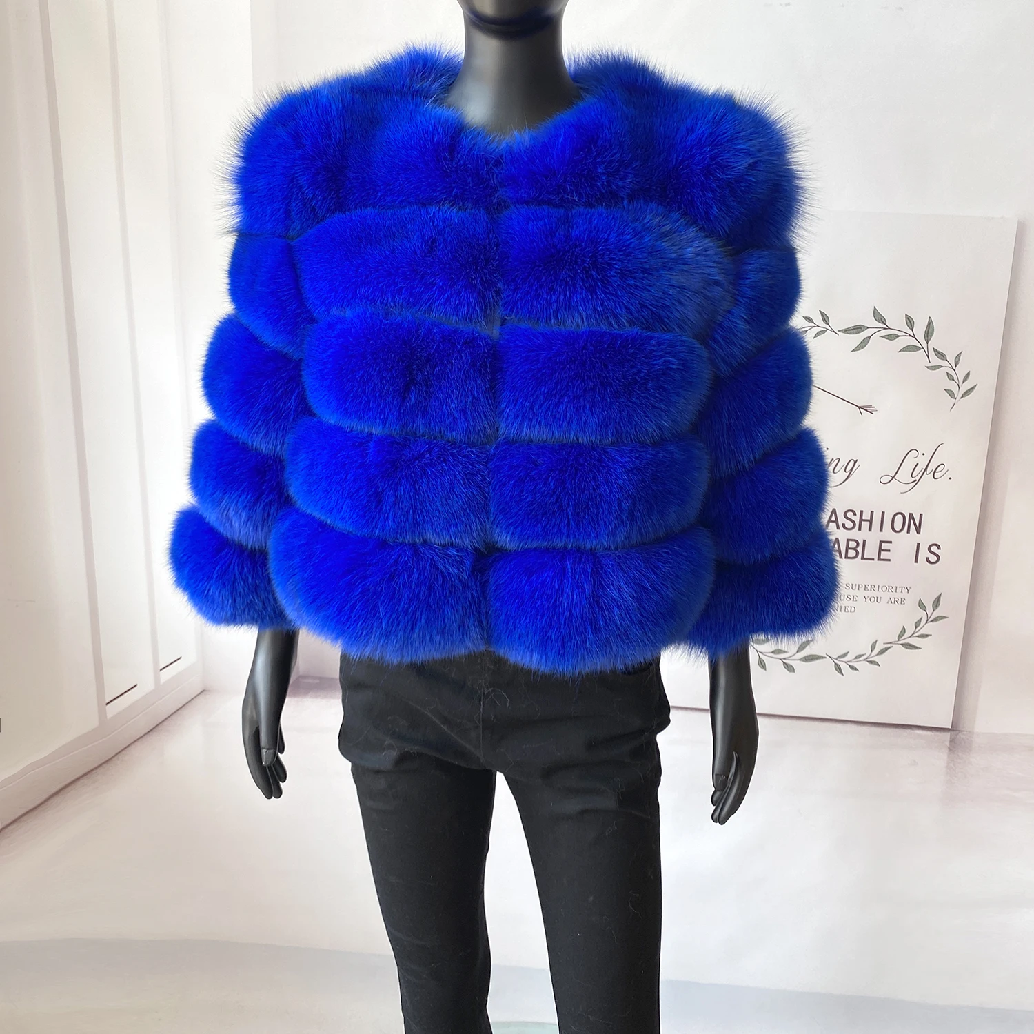Real Fur Coat Women's Winter Warm Natural Fox Fur Coat High Quality LAN Fox Luxury Fashion 50cm Short Jacket Wholesale Hot 2023