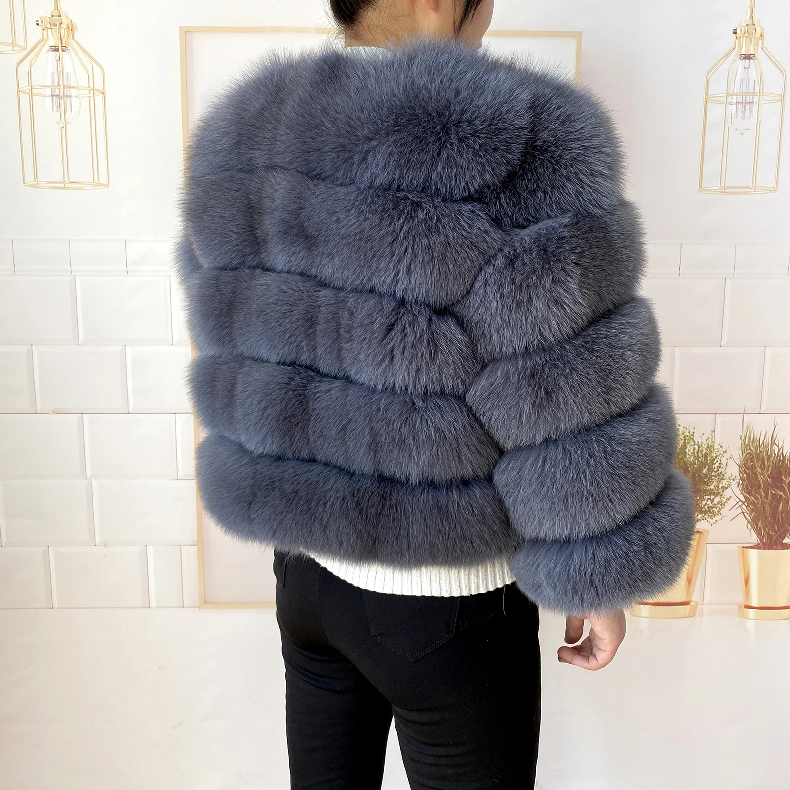 Real Fur Coat Women's Winter Warm Natural Fox Fur Coat High Quality LAN Fox Luxury Fashion 50cm Short Jacket Wholesale Hot 2023