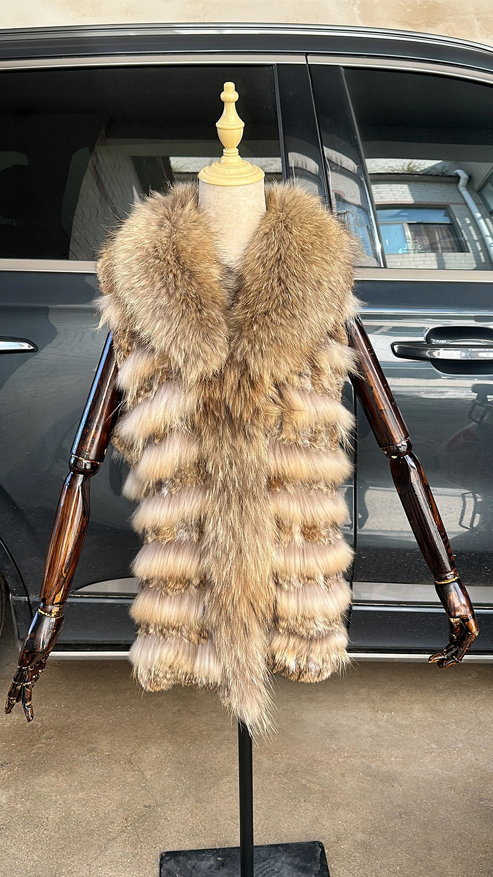 Women Knitted Handmade Real Rabbit Fur Vest Gilet Sleeveless Garment Waistcoat Female Natural Raccoon Fur Coat Jacket
