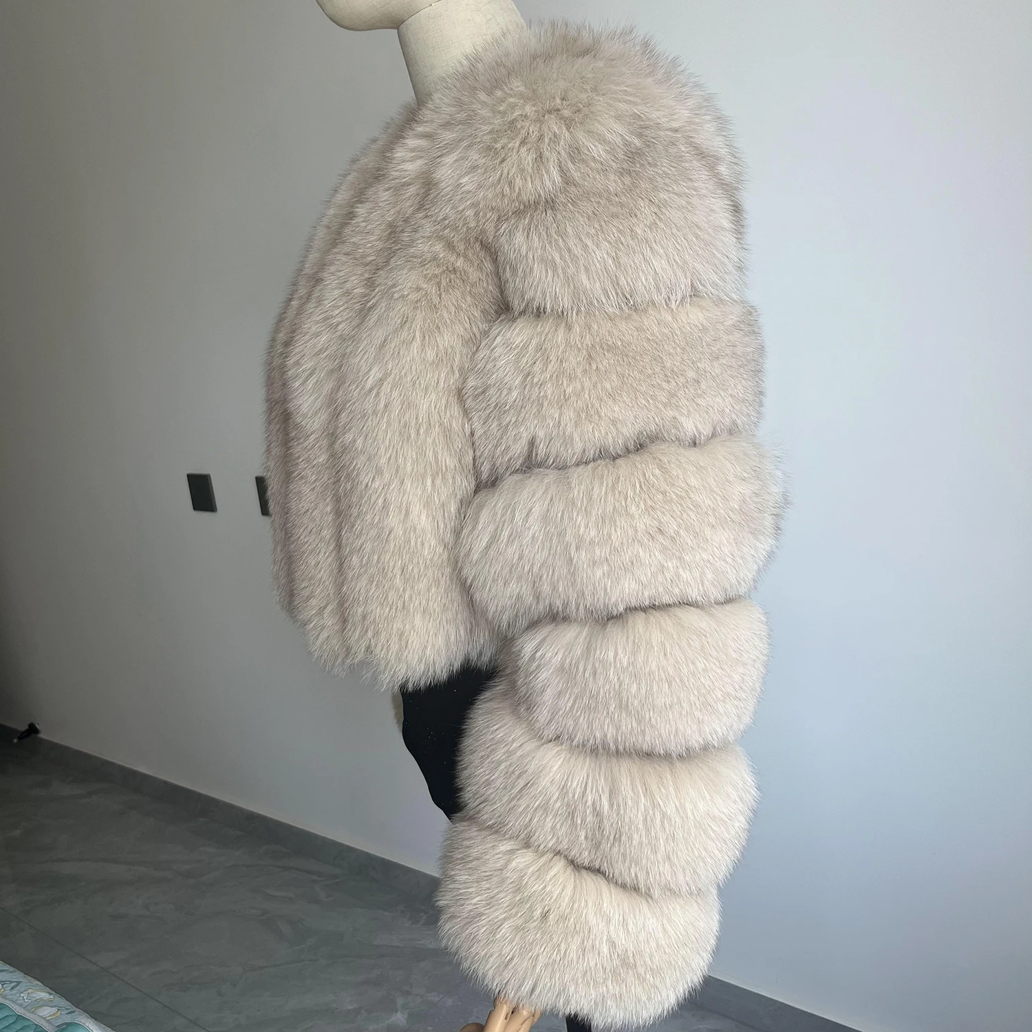 Real Fox Fur Coat for Women Fashion V-neck 42 Cm Short Fur Coat With Real Fox Fur Luxury Autumn Winter Warm Women Fox Fur Coat