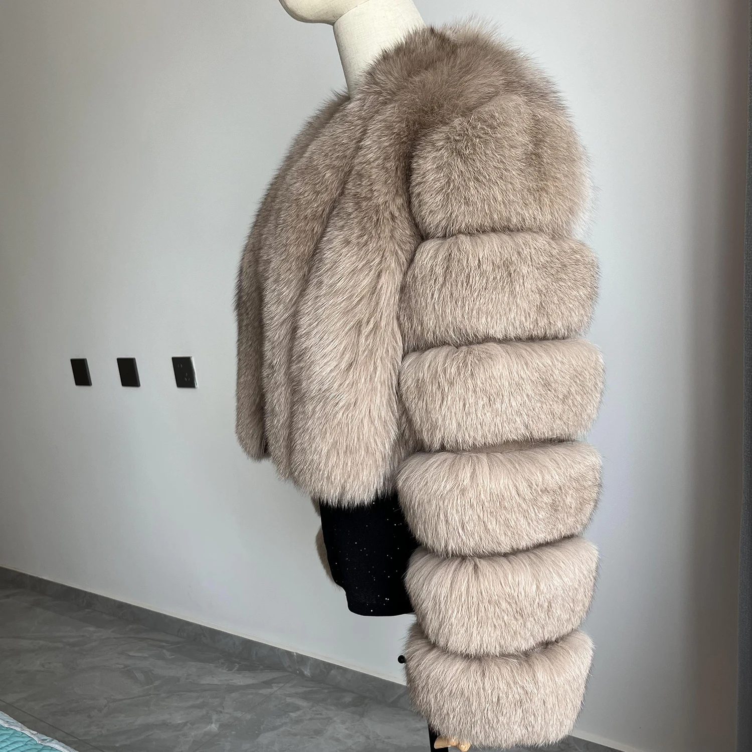 Real Fox Fur Coat for Women Fashion V-neck 42 Cm Short Fur Coat With Real Fox Fur Luxury Autumn Winter Warm Women Fox Fur Coat