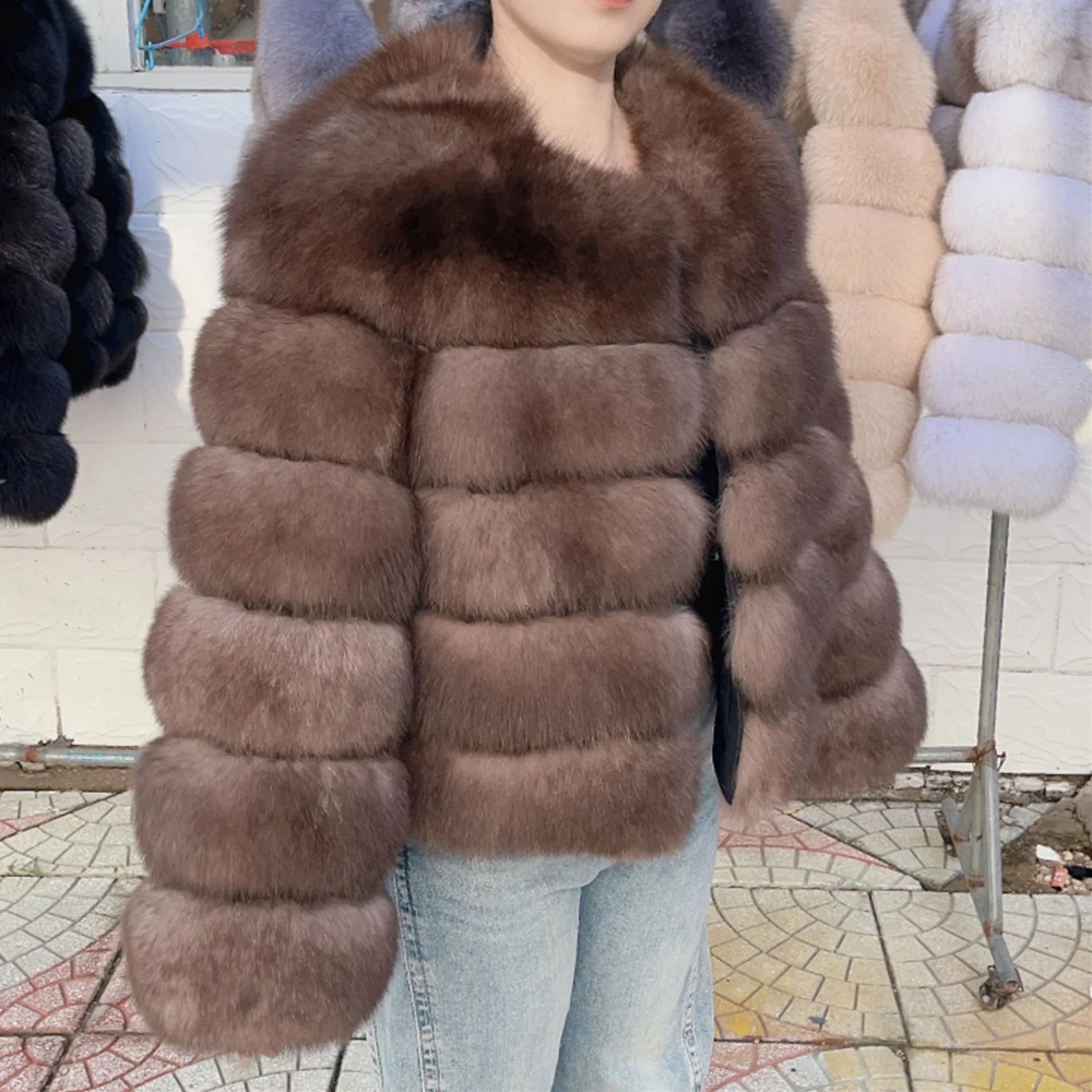 QUEENTINA 50cm Real Fox Fur Coat Women'S New Fashion Winter Furry 2025 Leather And Skin White Clothing Natural New & Jackets