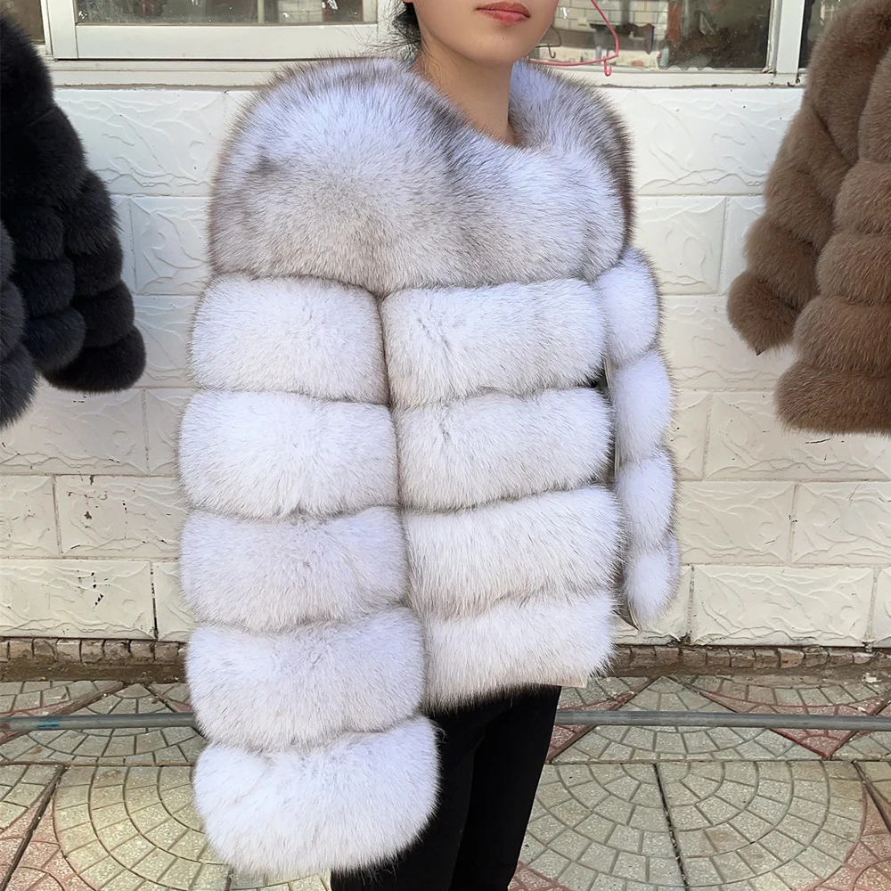 QUEENTINA 50cm Real Fox Fur Coat Women'S New Fashion Winter Furry 2025 Leather And Skin White Clothing Natural New & Jackets