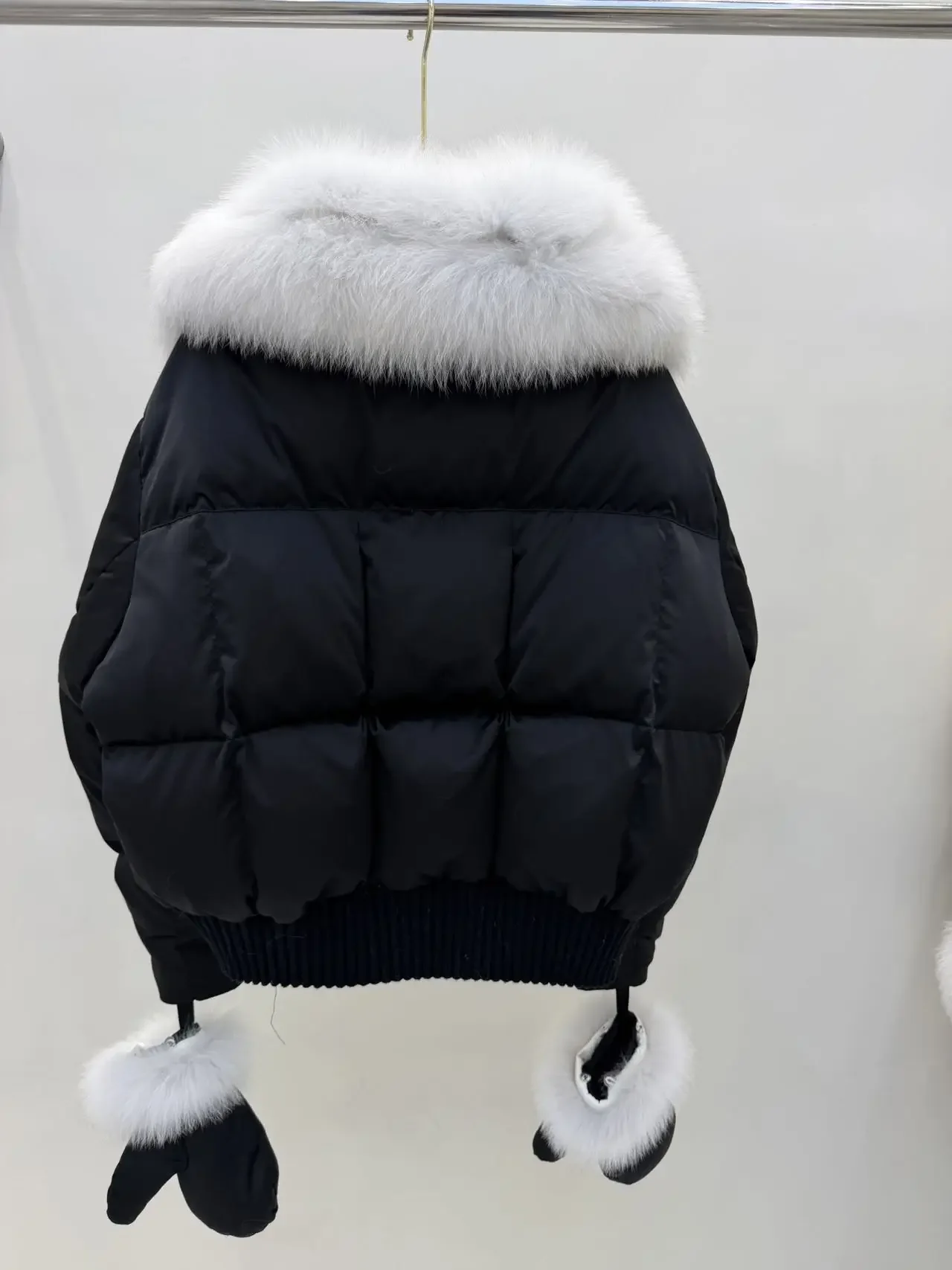OFTBUY Real Fox Fur Collar Detachable Fur Gloves Winter Solid Puffer Color Outerwear Women Cropped Bomber Duck Down Jacket
