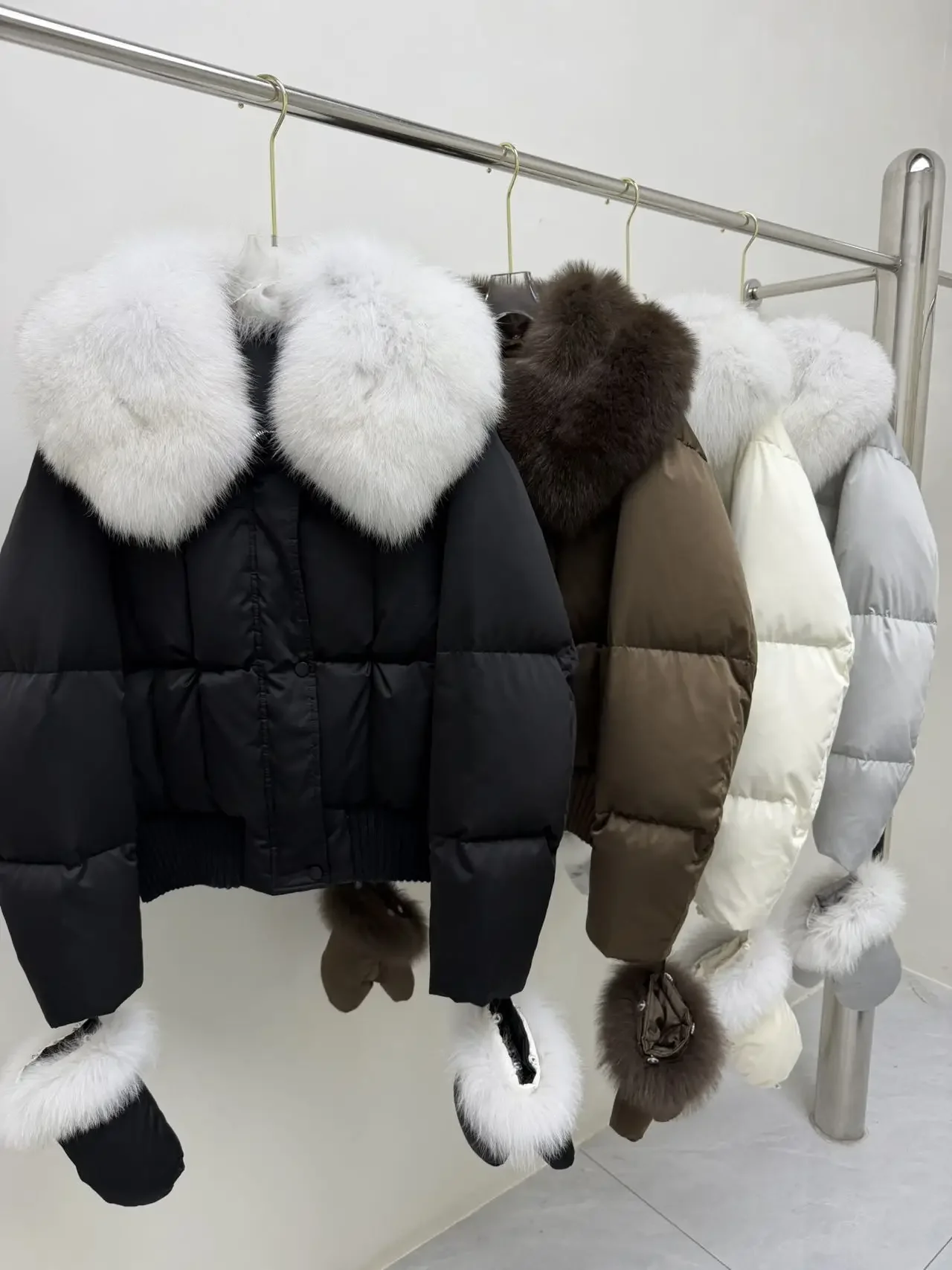OFTBUY Real Fox Fur Collar Detachable Fur Gloves Winter Solid Puffer Color Outerwear Women Cropped Bomber Duck Down Jacket