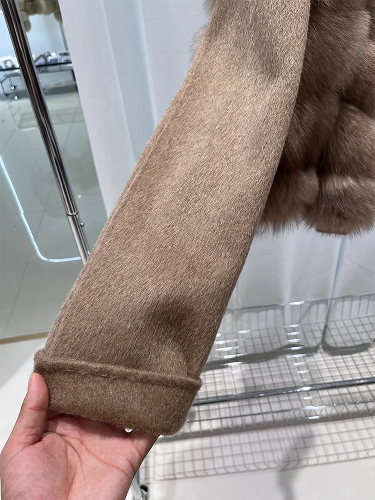 2025 New Women Winter Natural Real Fox Fur Coat Thick Warm Wool Woolen Jacket Cusual Female Outerwear