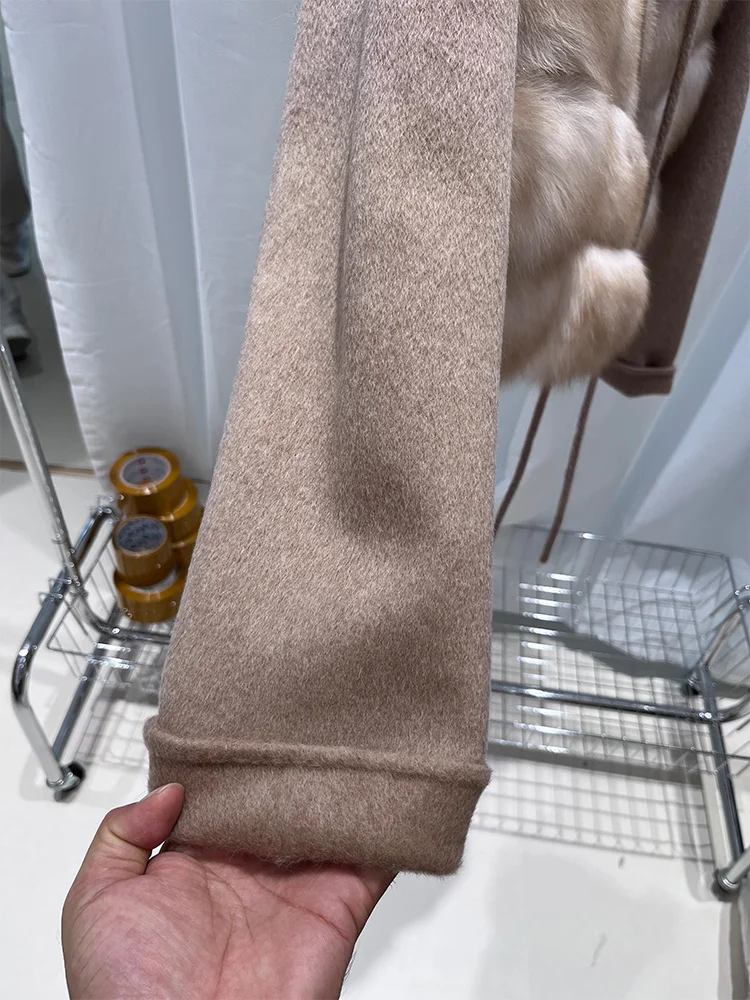 2025 New Women Winter Natural Real Fox Fur Coat Thick Warm Wool Woolen Jacket Cusual Female Outerwear