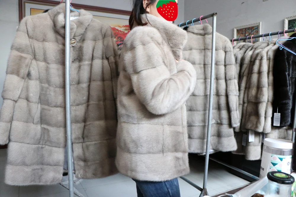 Fancy Rani Luxury Real Mink Fur Coat Natural Mink Clothing Short Style Winter Fashion For Women 2023 Plus Size Customizable