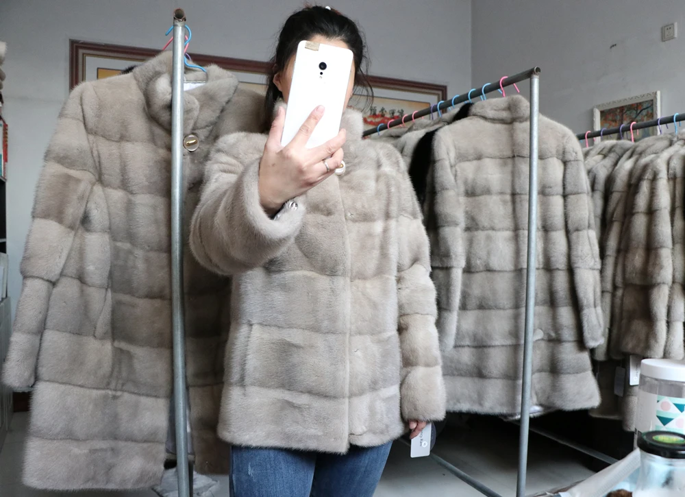Fancy Rani Luxury Real Mink Fur Coat Natural Mink Clothing Short Style Winter Fashion For Women 2023 Plus Size Customizable