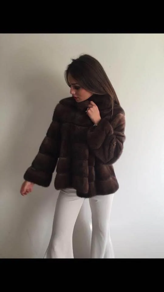 Natural Real Mink Fur Coats for Women, Short Style, Winter Fashion, New,