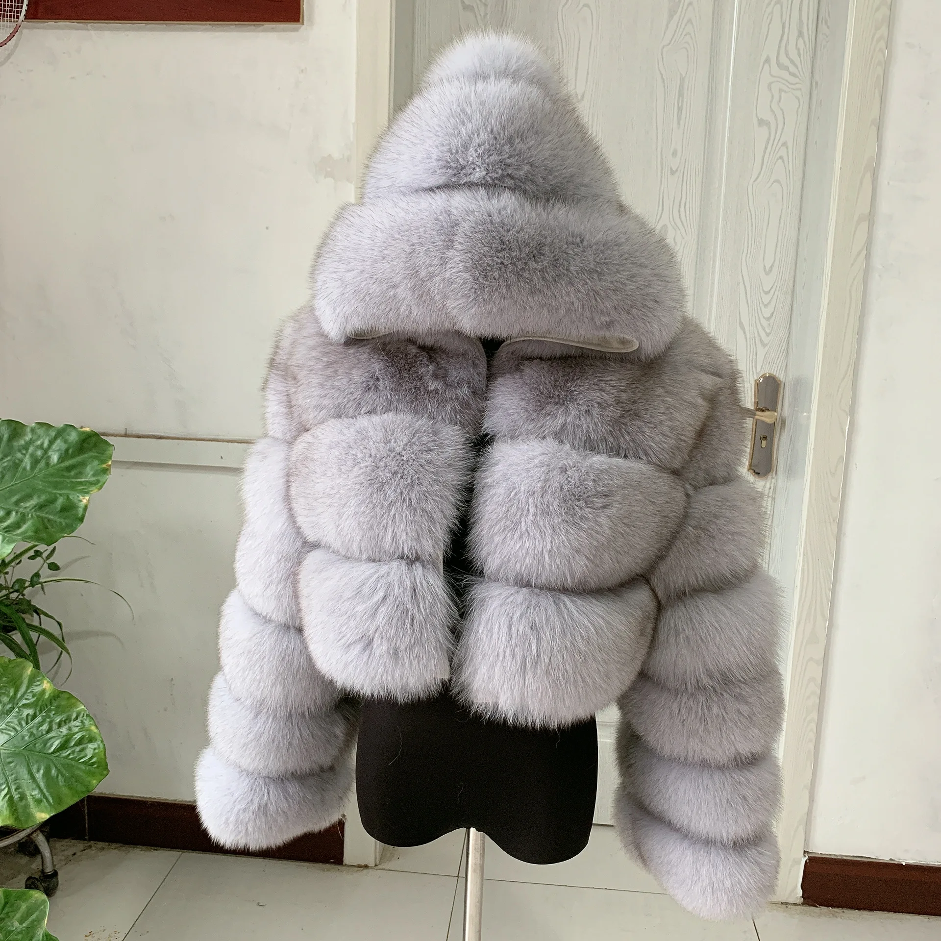 HUAQIUMEISI Natural Fox Fur Hooded Jacket New High Street Women Winter Real Fox Natural Raccoon Fur 3 Rows Hooded Fur Coat