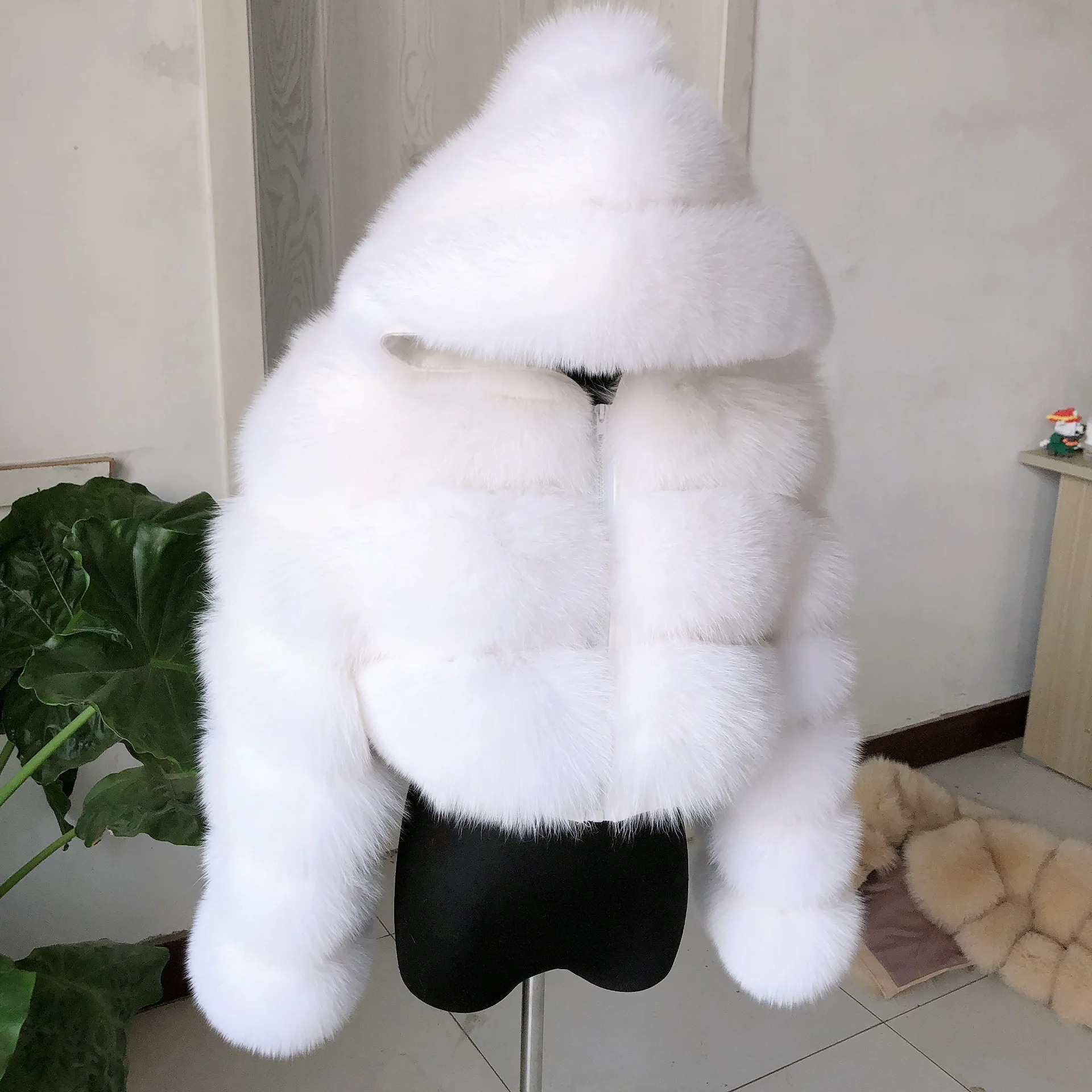 HUAQIUMEISI Natural Fox Fur Hooded Jacket New High Street Women Winter Real Fox Natural Raccoon Fur 3 Rows Hooded Fur Coat