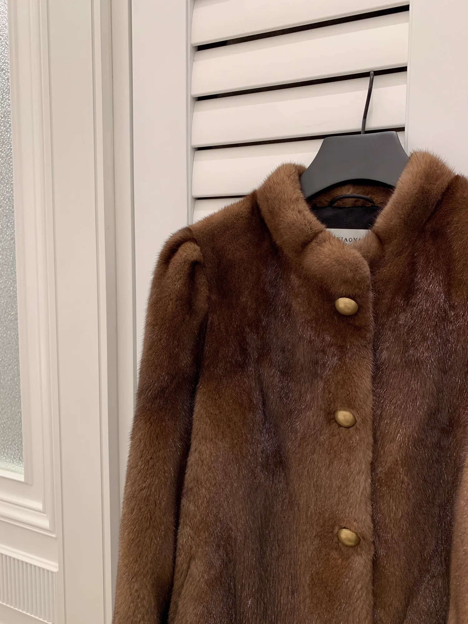 HDHOHR 2026 New100% Real Mink Fur Coat Women Fashion Essential Natural Mink Coat Warm Short Leather Outerwear Winter Fur Jacket
