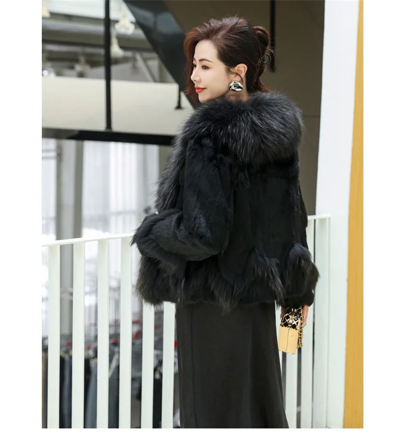 Women Winter Real Rabbit Fur Coat With Raccoon Fur Trimming Fashion Warm Luxury Long Sleeve Genuine Fur Jacket Female Outwear