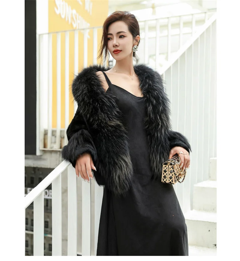 Women Winter Real Rabbit Fur Coat With Raccoon Fur Trimming Fashion Warm Luxury Long Sleeve Genuine Fur Jacket Female Outwear