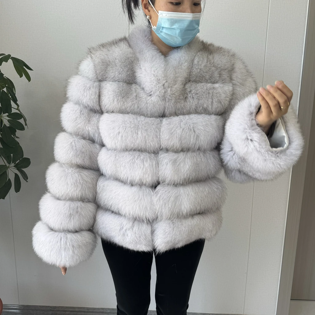 2026 NEW Style Real Fur Coat Women Short Fox Fur Coat Real Natural Winter Jacket High Quality NEW Fur Zipper Sleeve Jacket Vest