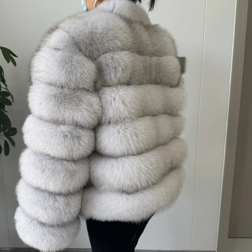 2026 NEW Style Real Fur Coat Women Short Fox Fur Coat Real Natural Winter Jacket High Quality NEW Fur Zipper Sleeve Jacket Vest