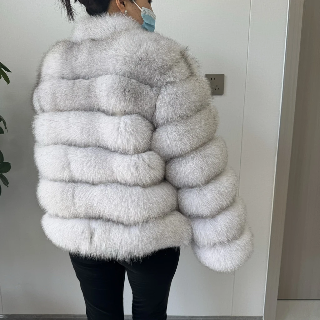 2026 NEW Style Real Fur Coat Women Short Fox Fur Coat Real Natural Winter Jacket High Quality NEW Fur Zipper Sleeve Jacket Vest