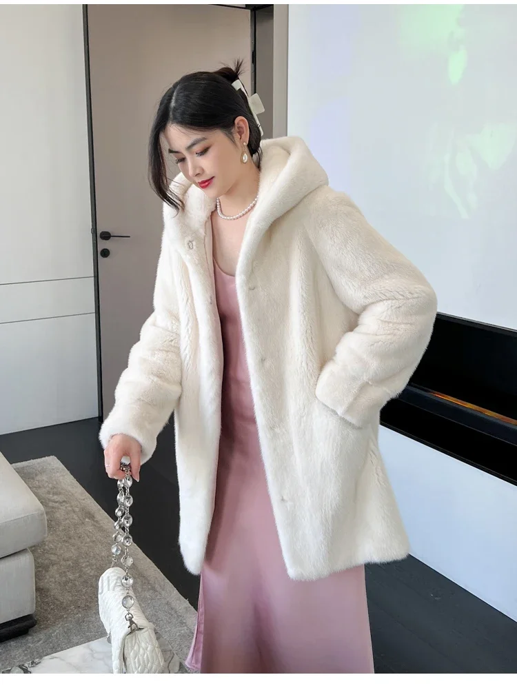 YOLANFAIRY 2025 Winter New in Outwears Women Real Fur Coat Female Mink Fur Coats Woman Whole Mink Fur Jacket Femme Abrigo Mujer