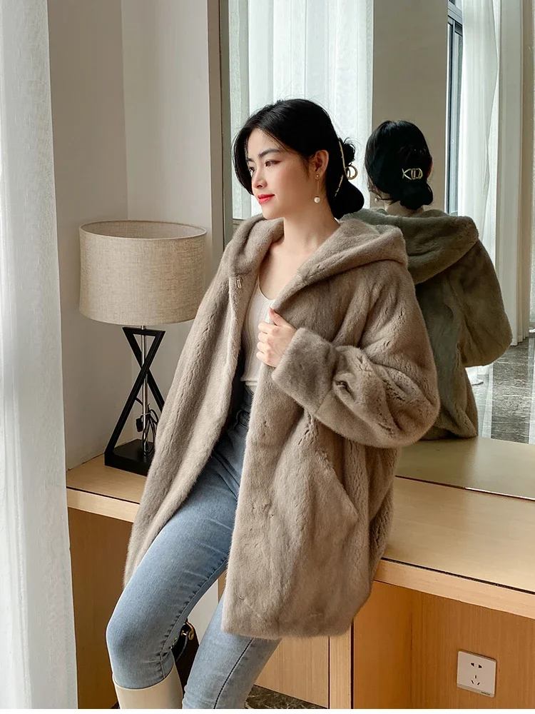 YOLANFAIRY 2025 Winter New in Outwears Women Real Fur Coat Female Mink Fur Coats Woman Whole Mink Fur Jacket Femme Abrigo Mujer