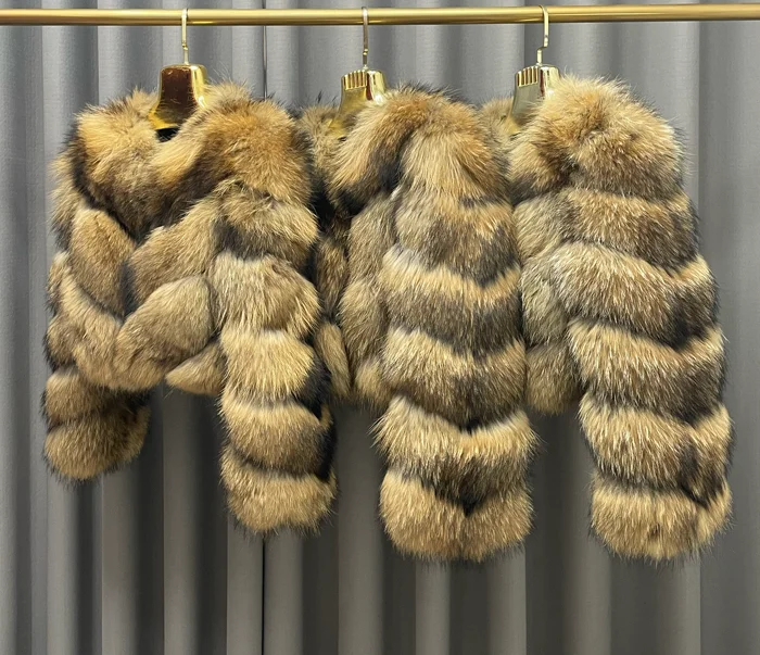 Ladies Winter Luxurious Crop Fur Coat Women Real Raccoon Fur Jacket Long Sleeve V-shaped Hand-cut Thickened Warm Fashion