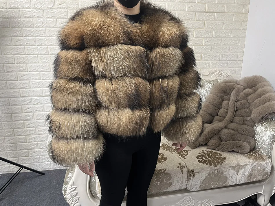 2026 MAOMAOKONG Natural Real Fox Fur Coat Women Winter Long Sleeve Luxury Raccoon Fur Jackets Thick Top Female Furry Coat Vest