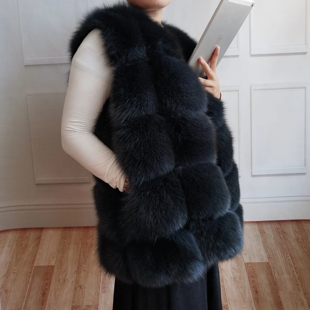 2023 New Women's Winter Real Fur Coat High Quality Natural Fox Fur Vest Fashion Luxurious Warm Sleeveless Dark buckle jacket