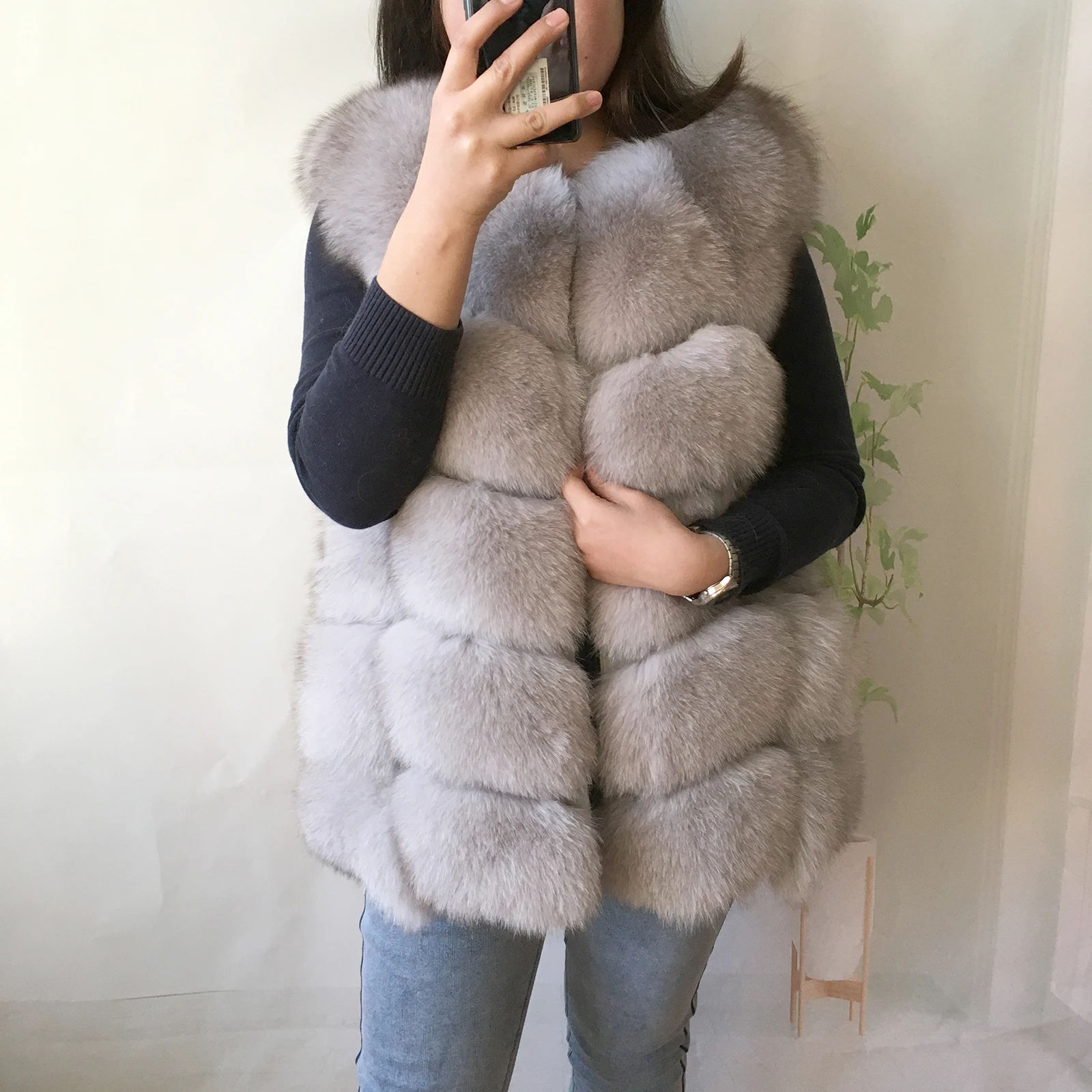 2023 New Women's Winter Real Fur Coat High Quality Natural Fox Fur Vest Fashion Luxurious Warm Sleeveless Dark buckle jacket