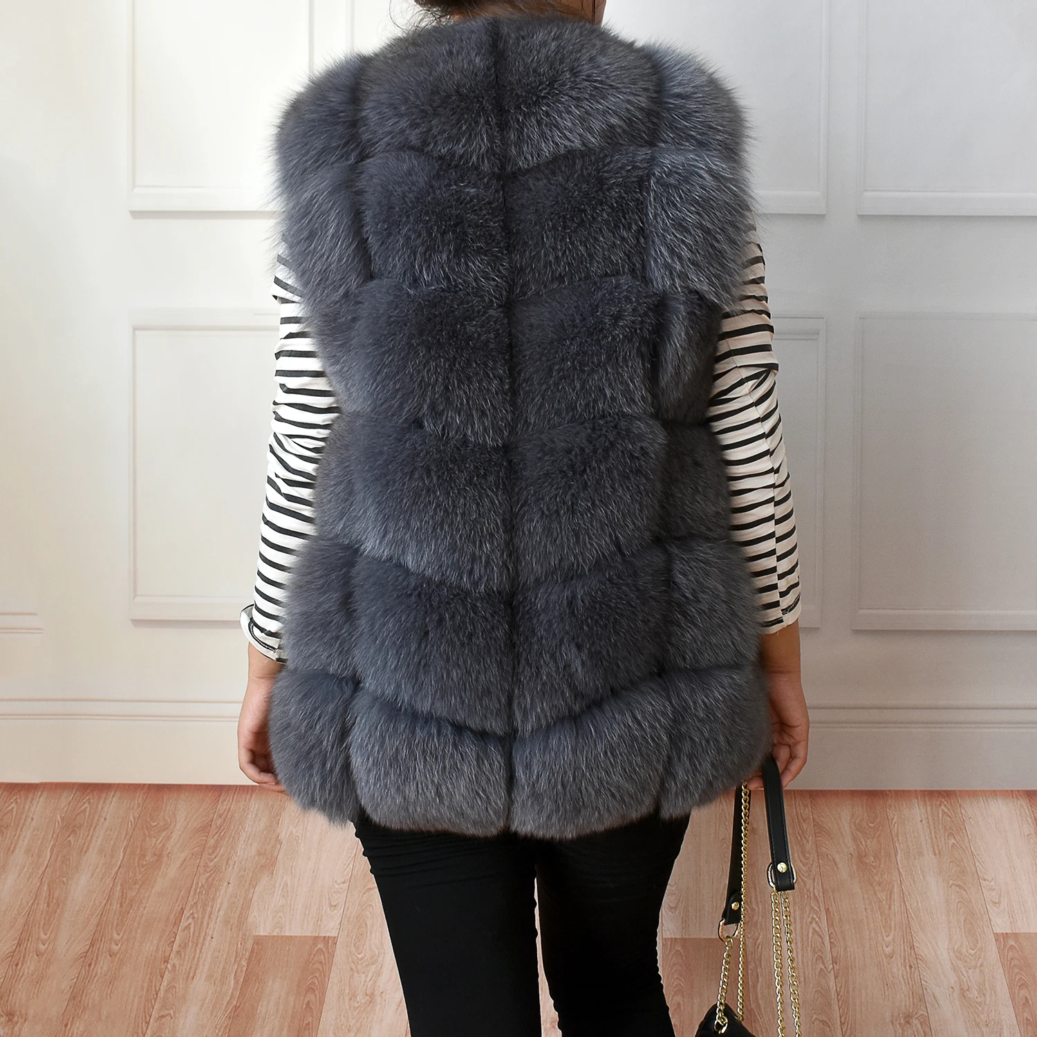 2023 New Women's Winter Real Fur Coat High Quality Natural Fox Fur Vest Fashion Luxurious Warm Sleeveless Dark buckle jacket